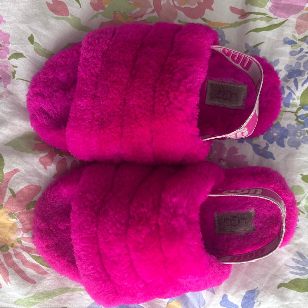 UGG Kids Bright Pink Fuzz Slide Slippers with Back Strap